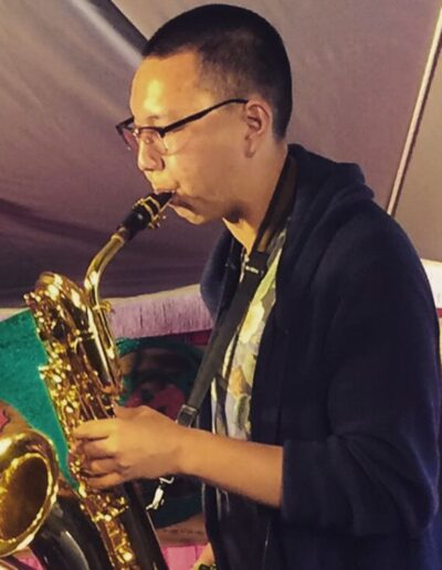 Khasar ist Lehrer für Saxophon am Standort München