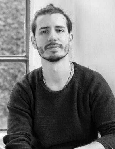 Andreas ist Musiklehrer für Gitarre und Bass an der Musikschule Oldenburg.