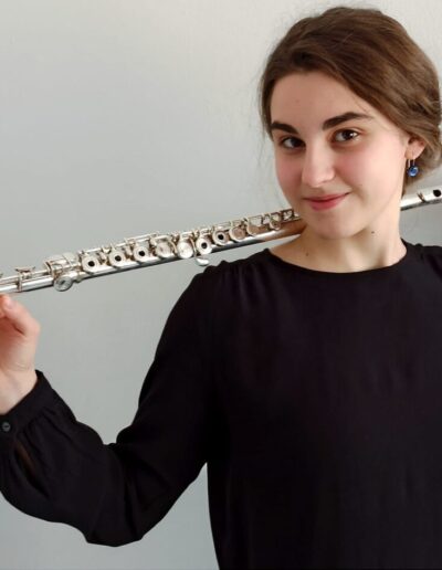 Lucia unterrichtet Flöte und Klavier für Home Music Teachers Nürnberg